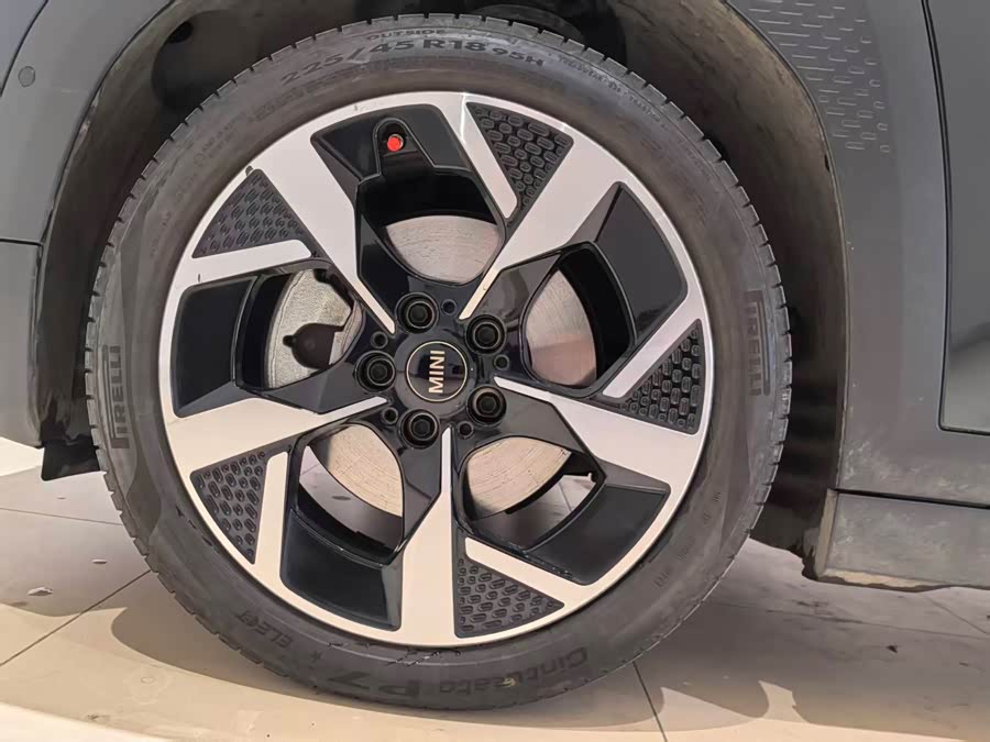 Spotlight Automotive Aceman