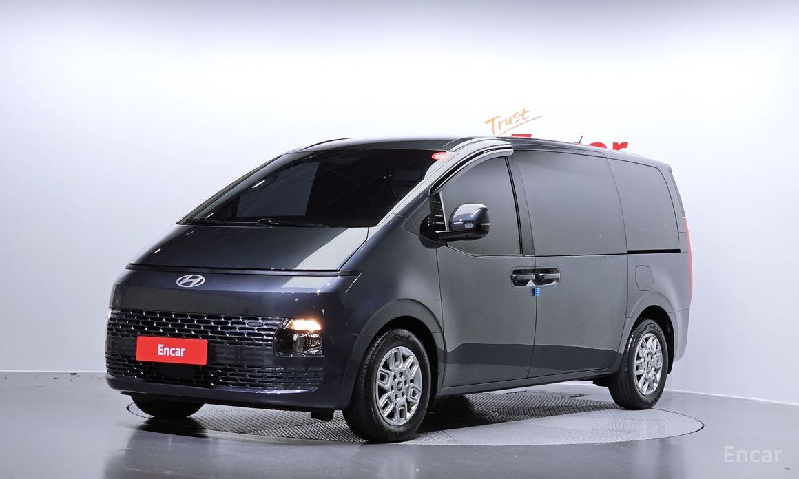 Hyundai Staria 2025