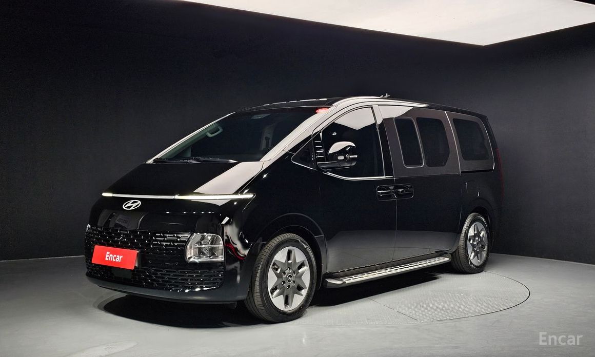 Hyundai Staria 2025