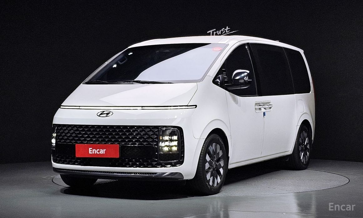 Hyundai Staria 2023