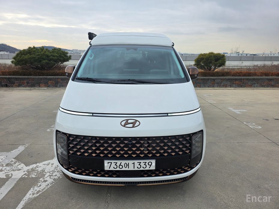 Hyundai Staria 2023