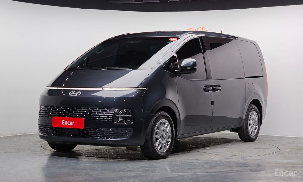 Hyundai Staria 2025