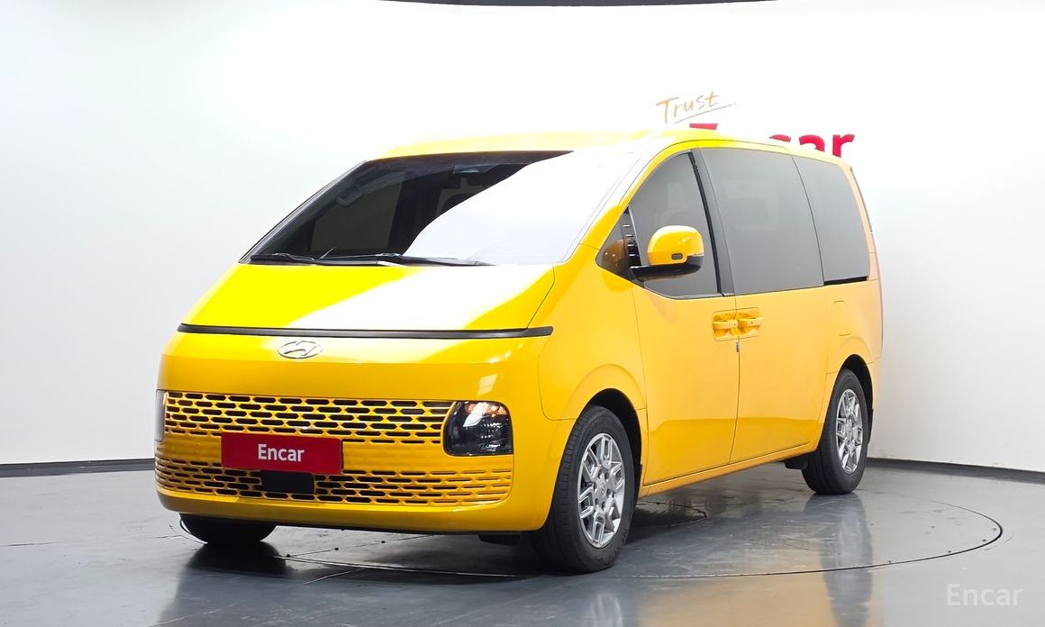 Hyundai Staria 2022