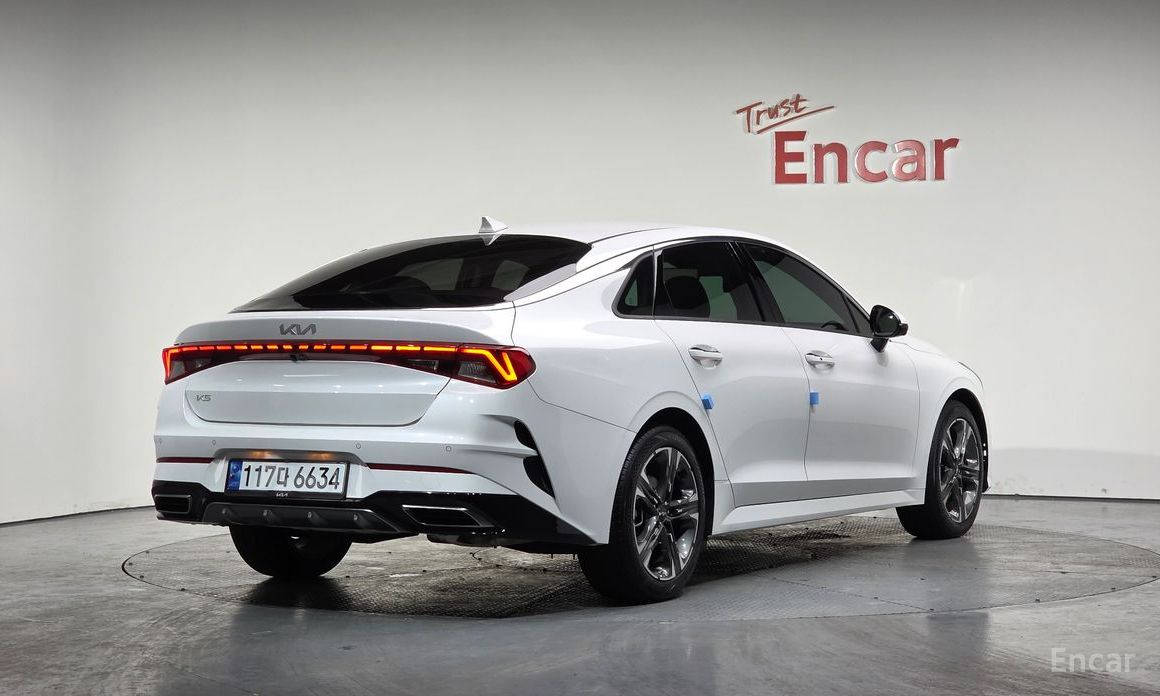 Kia K5 2023