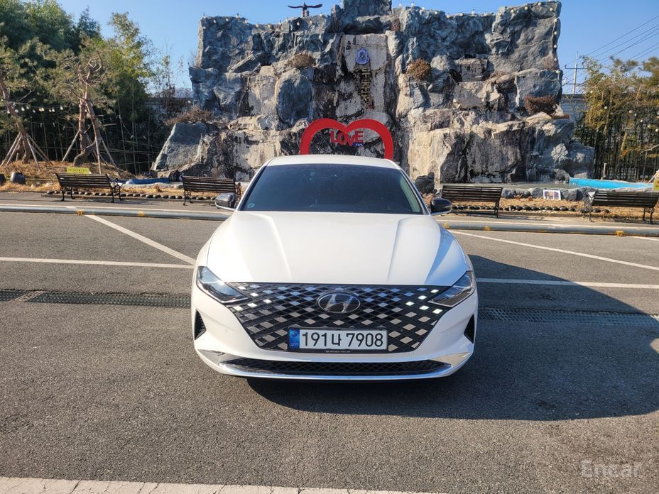 Hyundai Grandeur 2022