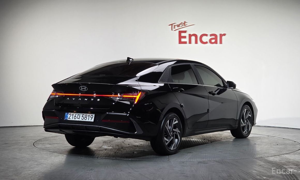 Hyundai AVANTE 2025