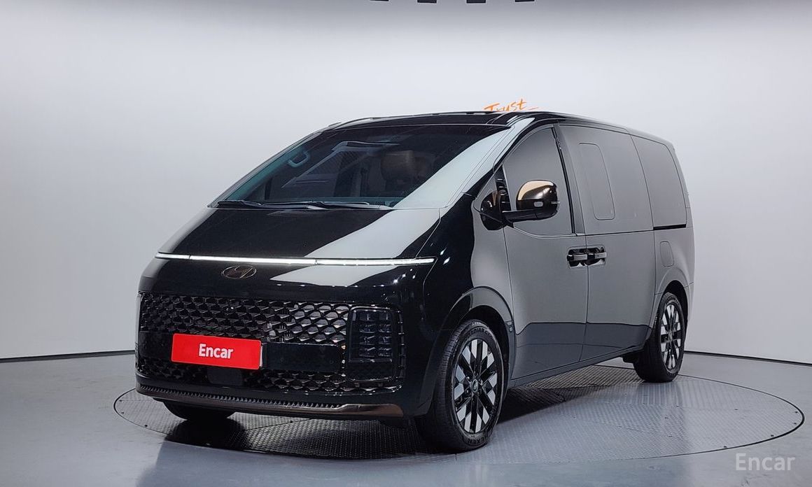 Hyundai Staria 2025