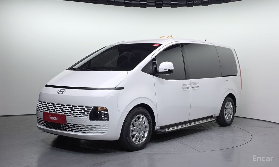 Hyundai Staria 2025