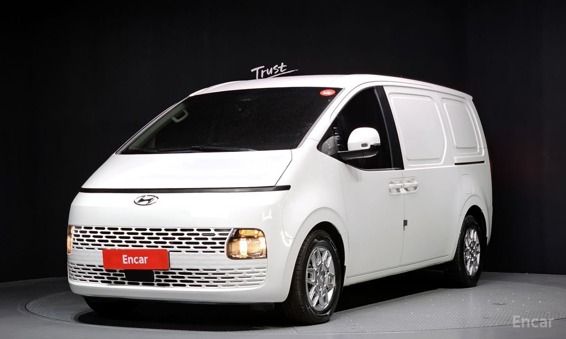 Hyundai Staria 2022