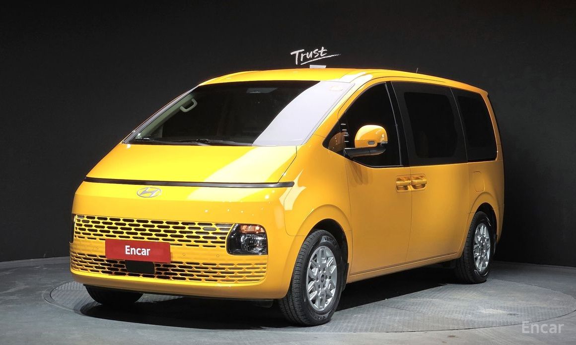 Hyundai Staria 2025