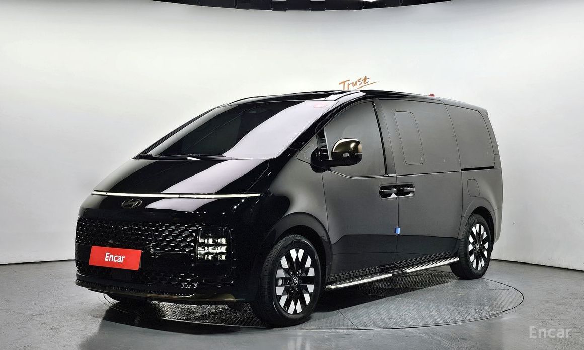Hyundai Staria 2025
