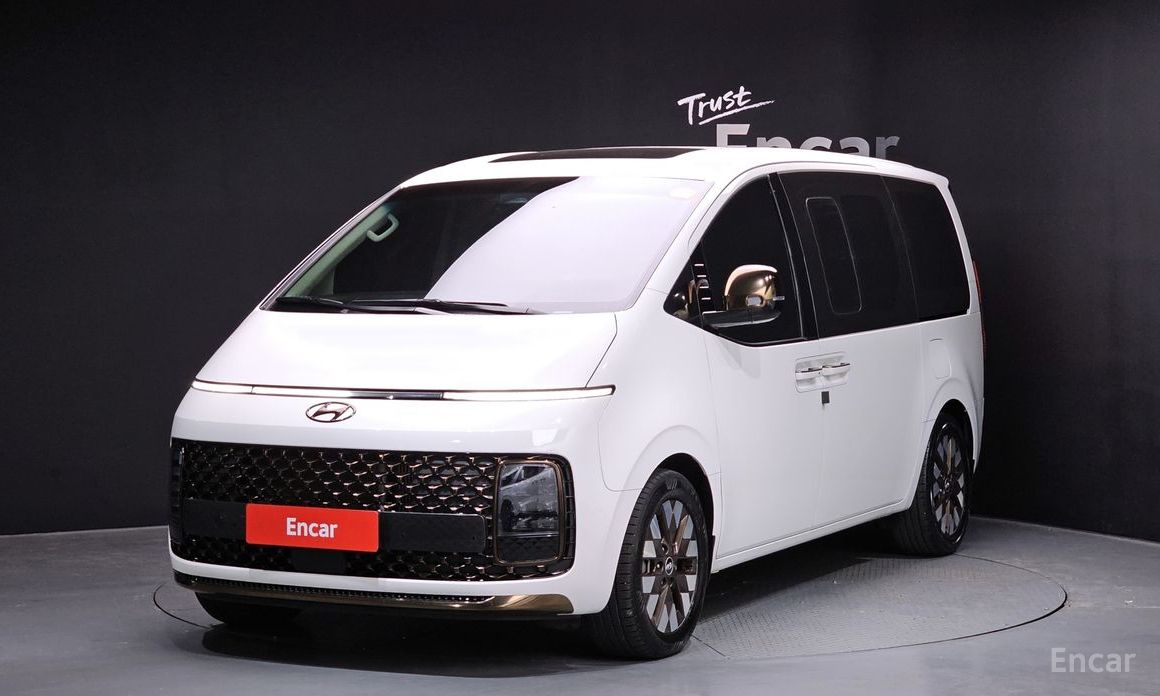 Hyundai Staria 2024