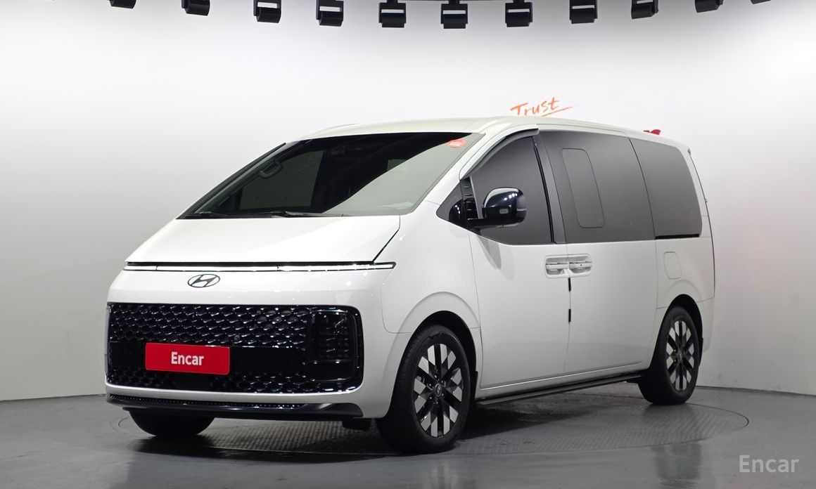 Hyundai Staria 2025