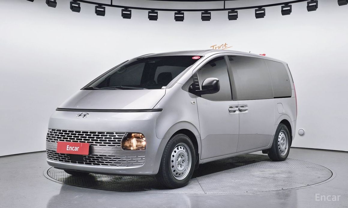 Hyundai Staria 2022