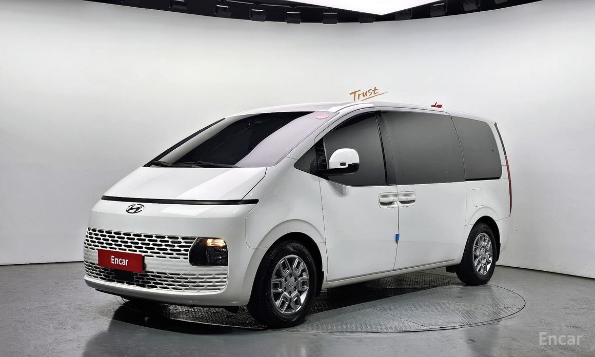 Hyundai Staria 2022