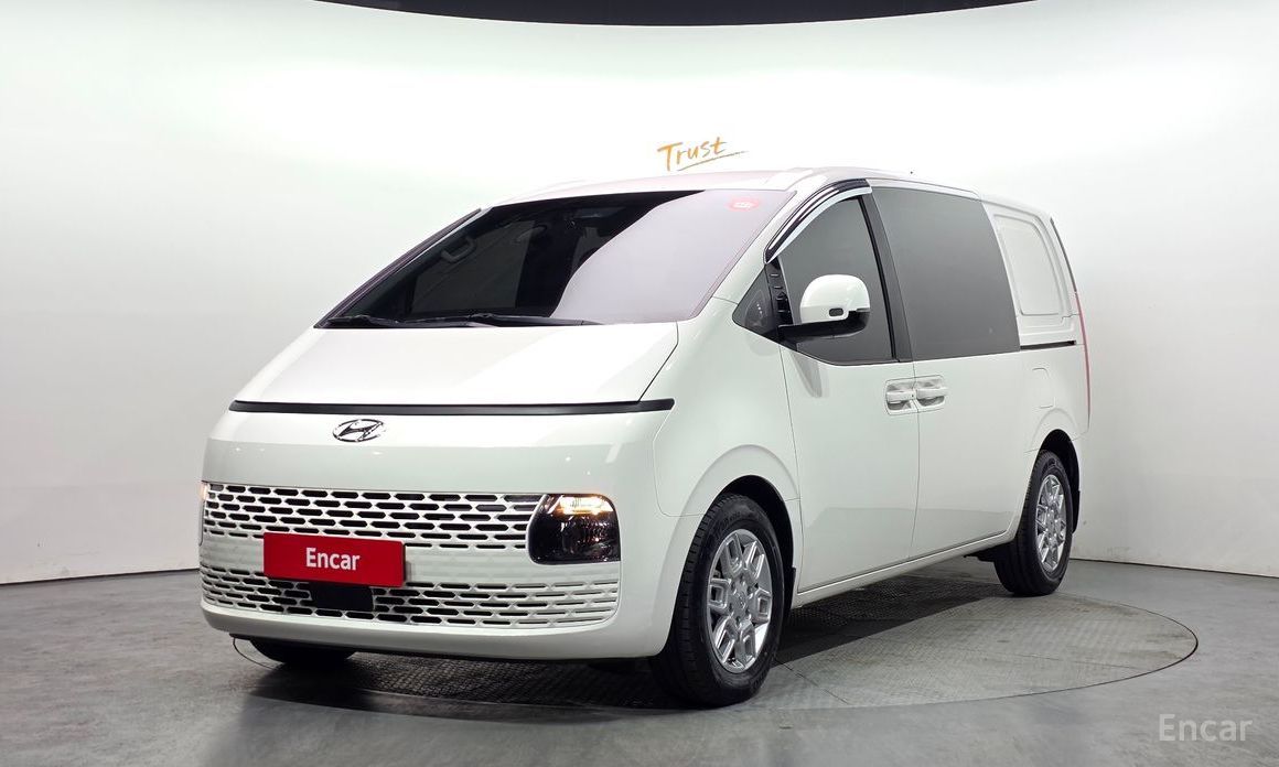 Hyundai Staria 2022
