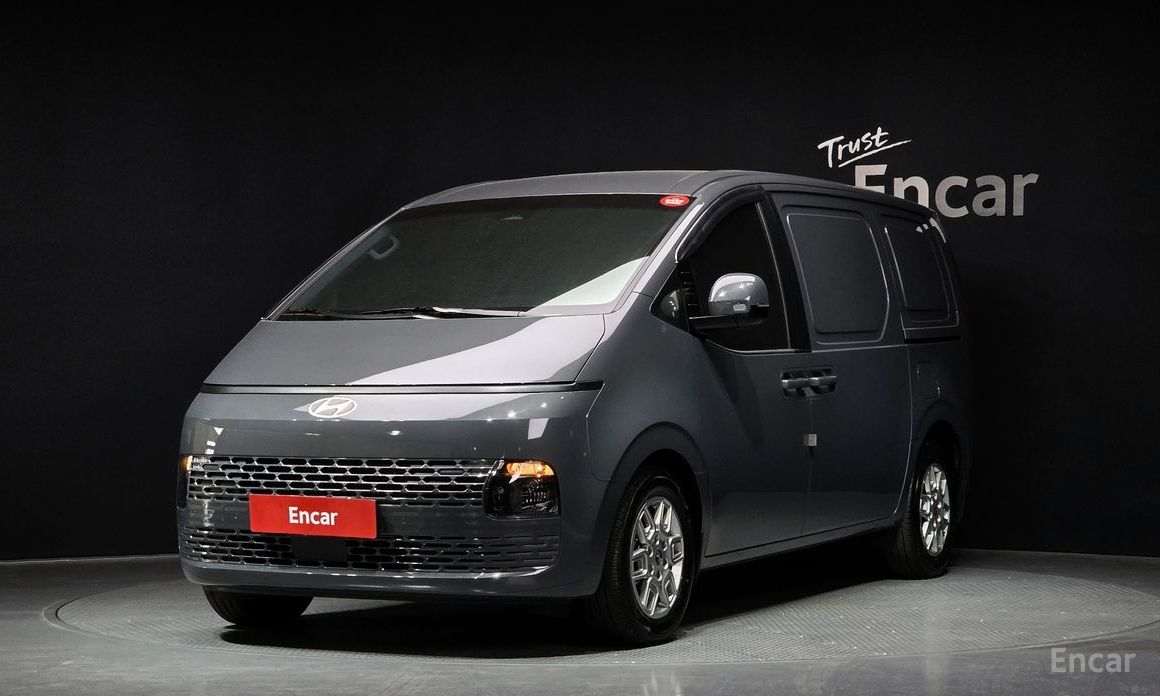 Hyundai Staria 2025