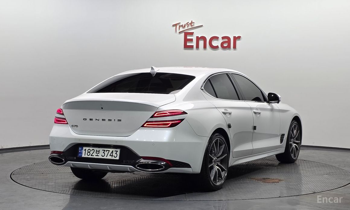 Genesis G70 2024
