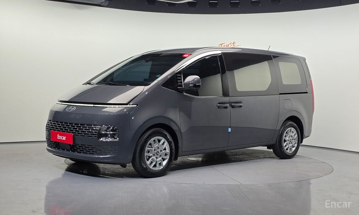 Hyundai Staria 2025