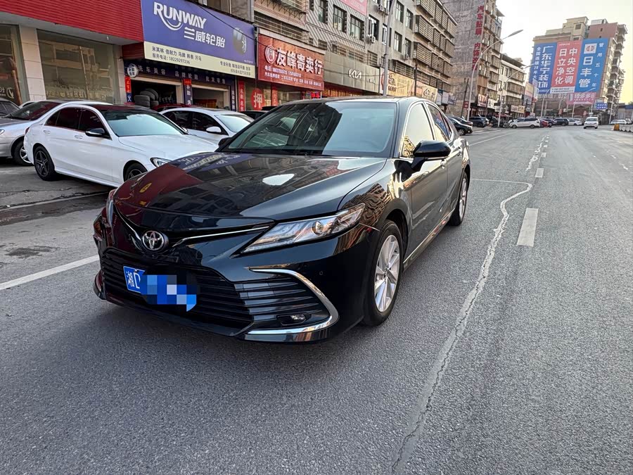 Toyota Camry 2.0G Luxury
