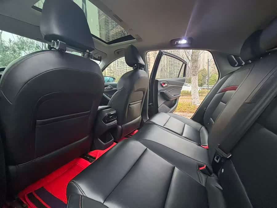 Motor MG 5 300 TGI DCT Qing Luxury Trend