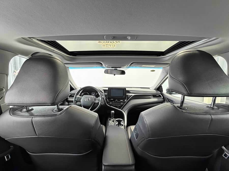 Toyota Camry 2.0GVP Leading Edition