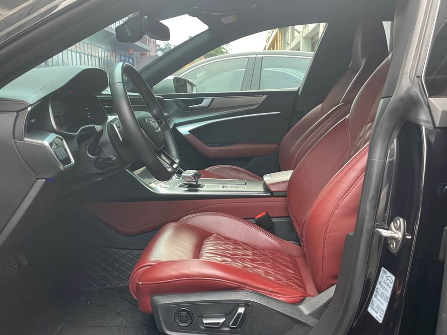 Audi A7L 45 TFSI quattro Black Warrior Edition