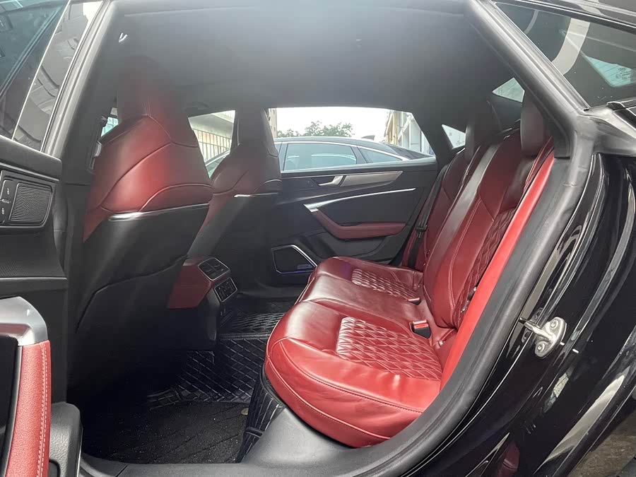 Audi A7L 45 TFSI quattro Black Warrior Edition