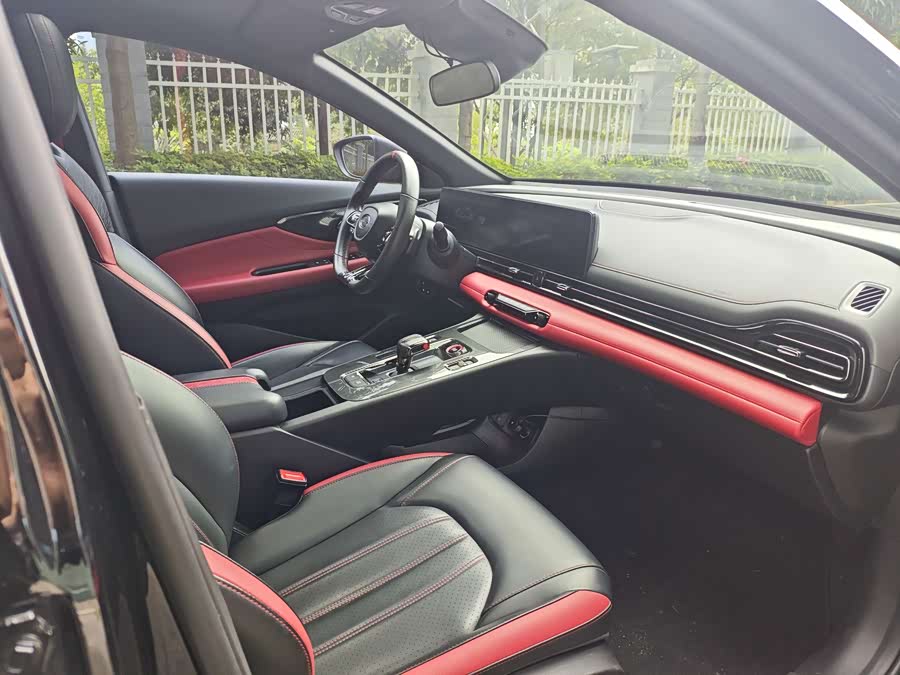 Trumpchi Emkoo(?) Yingbao