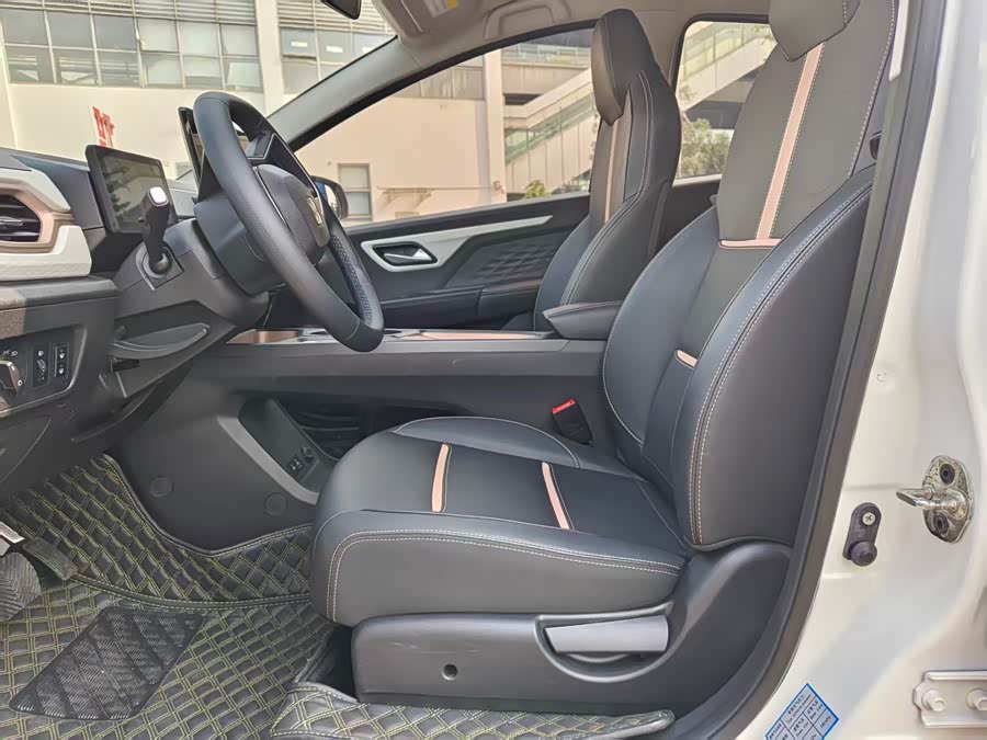 JAC Huaxianzi Sunflower Edition