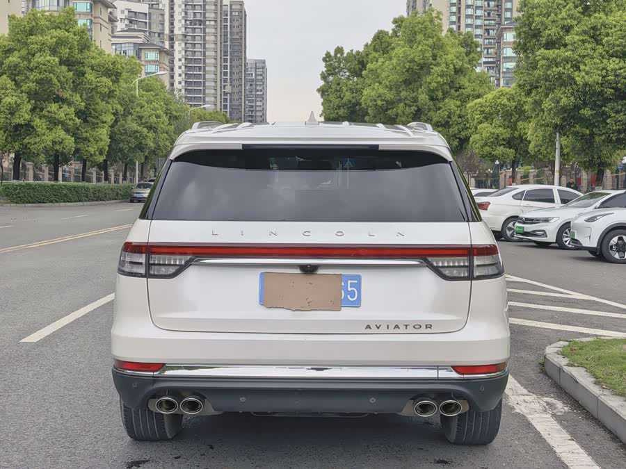 Lincoln Aviator