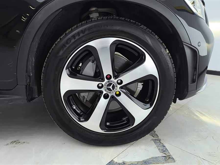 Mercedes-Benz GLC 260 L 4MATIC Dynamic Facelift