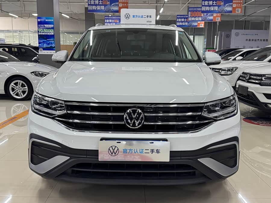 Volkswagen Tiguan L