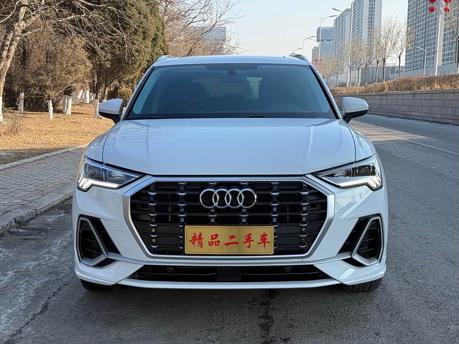 Audi Q3 35 TFSI Fashion Sport