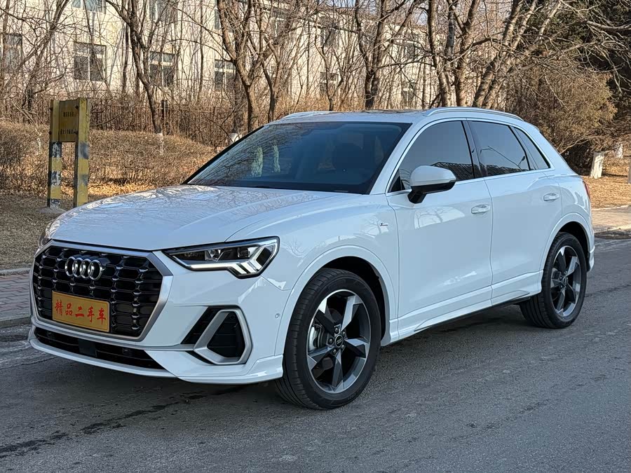 Audi Q3 35 TFSI Fashion Sport