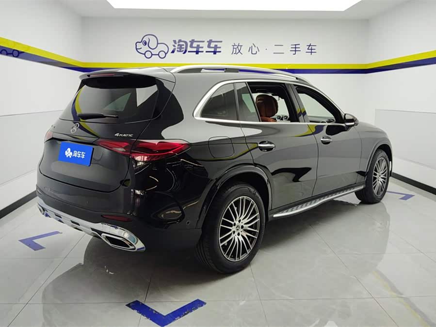 Mercedes-Benz GLC 300 L 4MATIC Sport 5-Seater Facelift