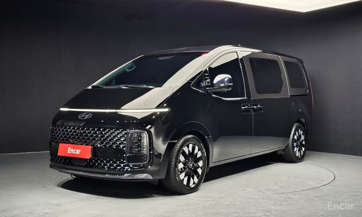 Hyundai Staria 2025