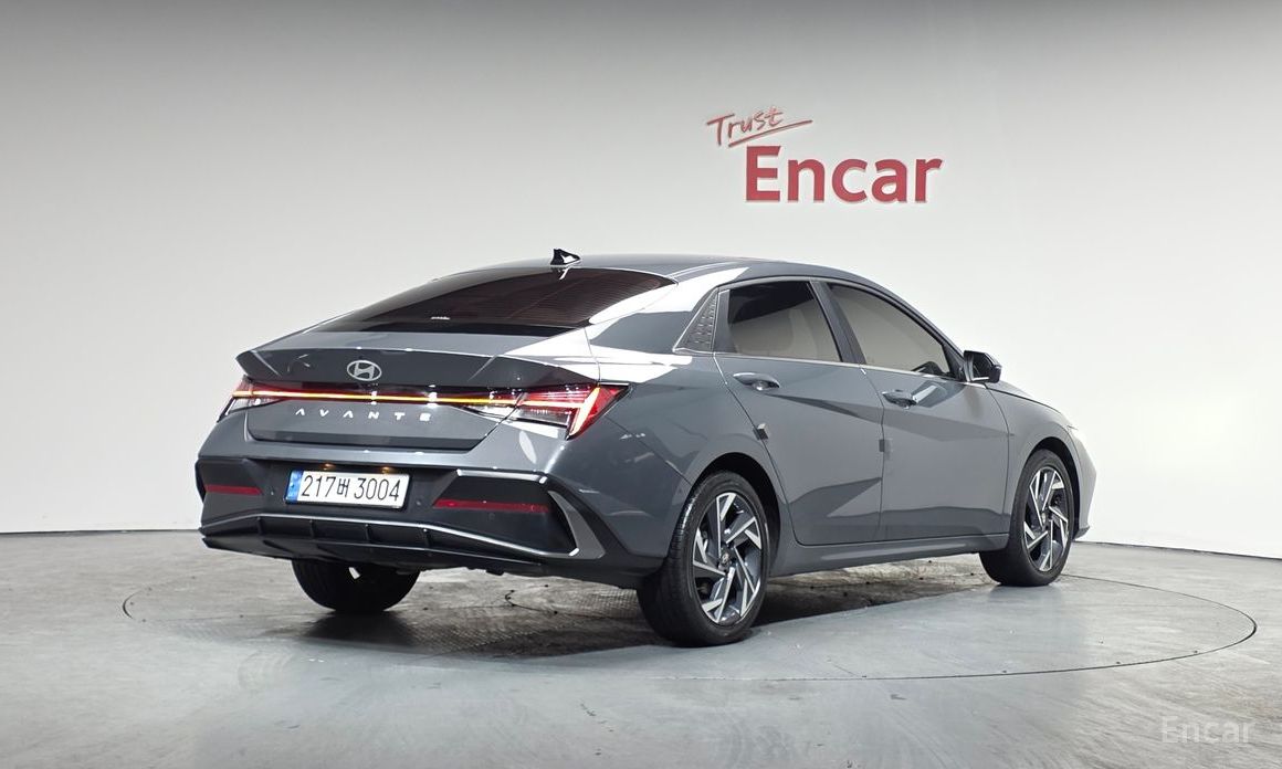 Hyundai AVANTE 2025
