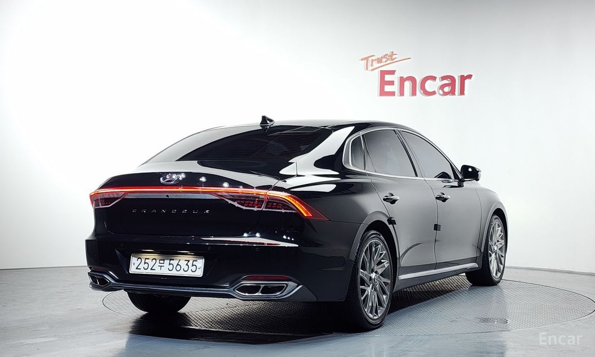 Hyundai Grandeur 2022