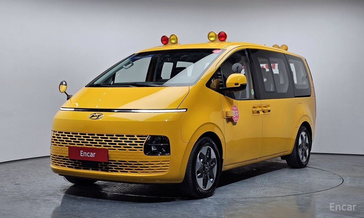Hyundai Staria 2022