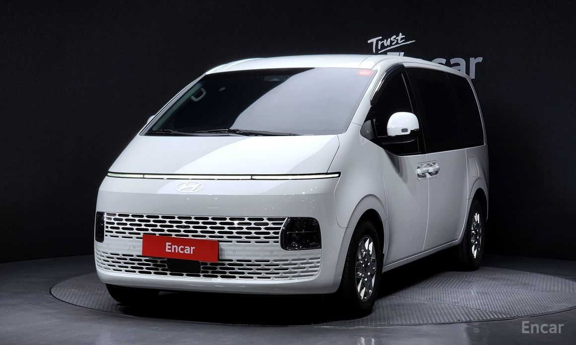 Hyundai Staria 2025