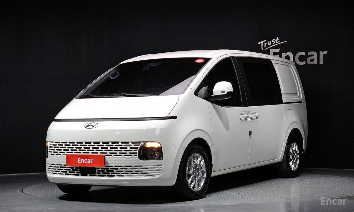 Hyundai Staria 2022
