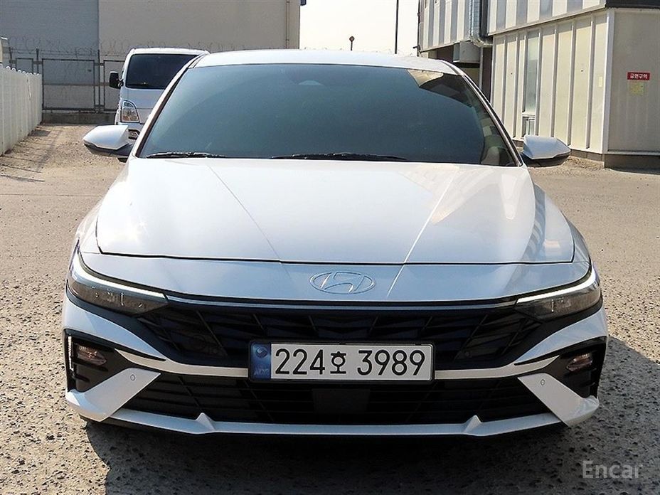 Hyundai AVANTE 2024