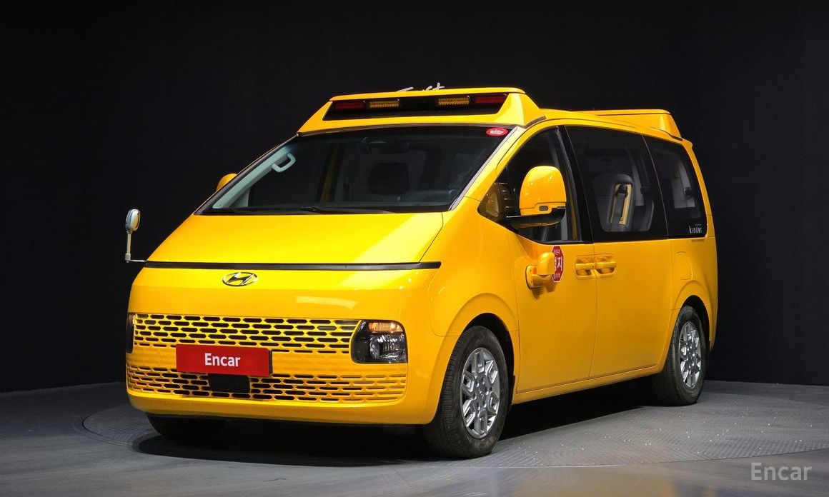 Hyundai Staria 2023