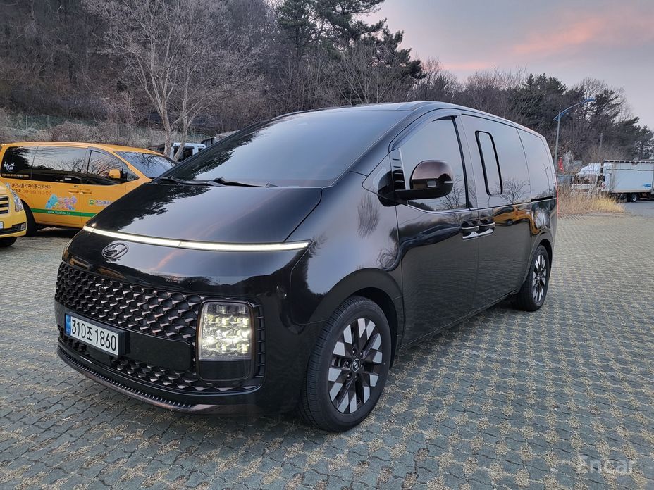 Hyundai Staria 2022