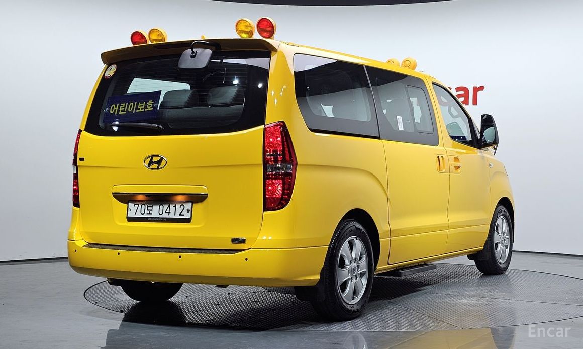 Hyundai Starex 2021