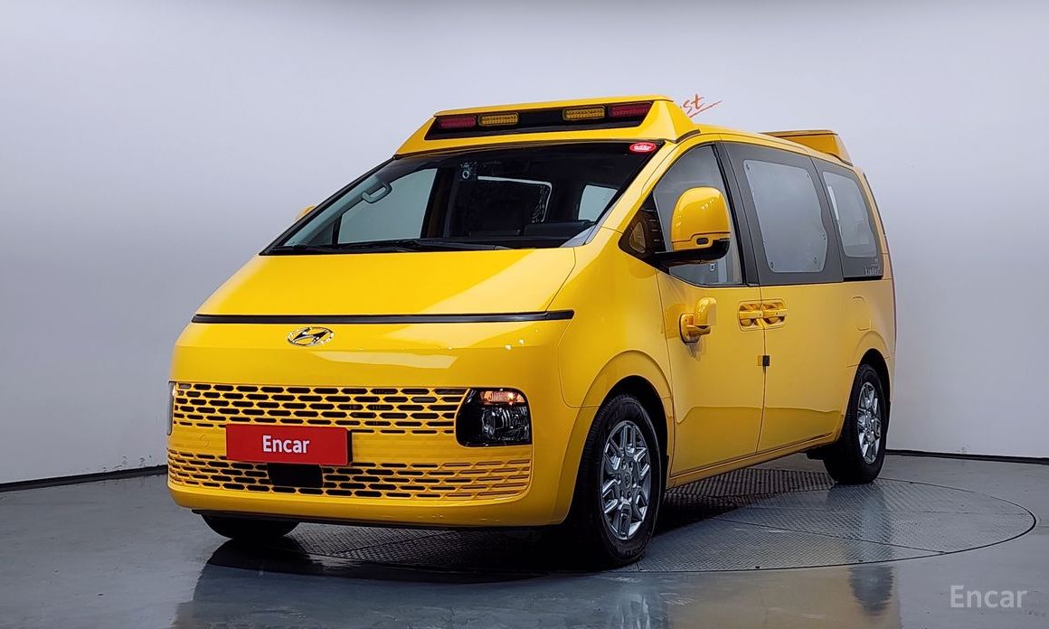 Hyundai Staria 2022
