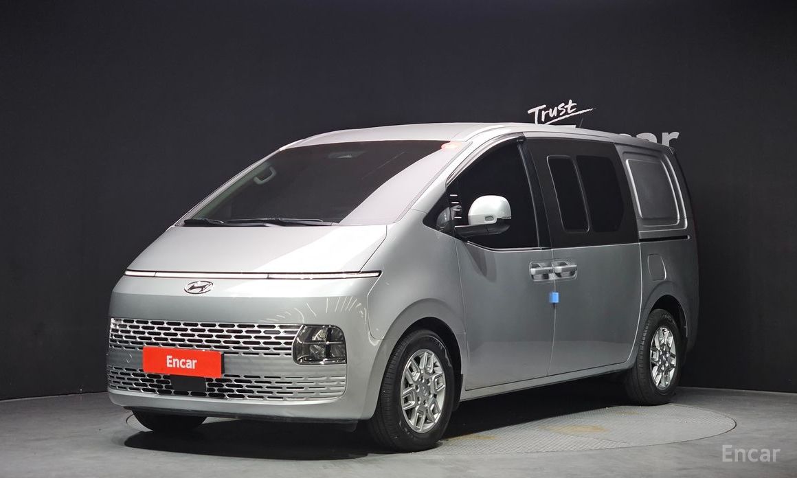 Hyundai Staria 2023