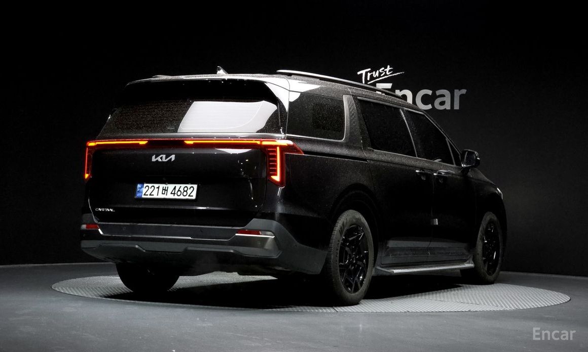 Kia Canival 2024