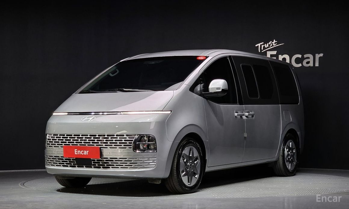 Hyundai Staria 2025